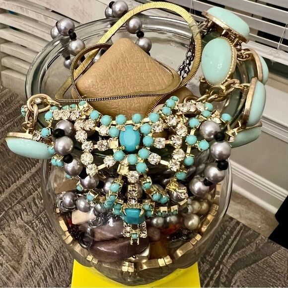 ⚜️ 2-3 LB Closet Special! High-End Luxe Jewelry Lot – Wearable & Repair Glam 🌹 - Picture 3 of 10